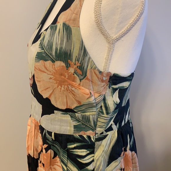 Ann Taylor - Picture 6 of 9